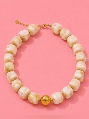 Ivory Glow Dune Necklace